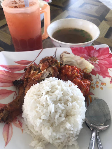 Wachaa Burger Parit Raja