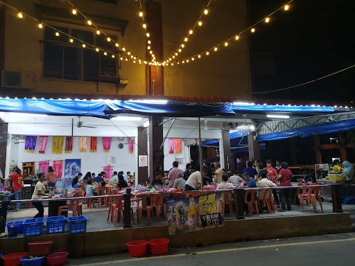 Zu Qiu Seafood Corner Restaurant, Pontian, Johore.