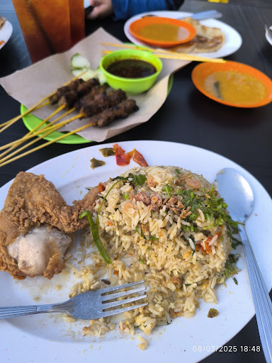 Kuali Kampung Masakan Melayu