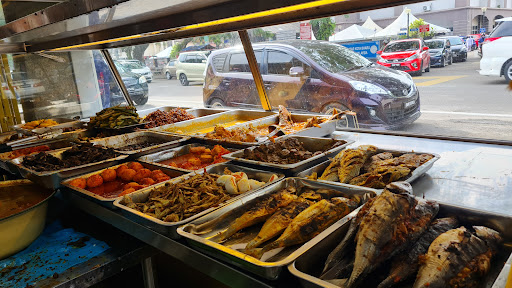 Suriani Nasi Kukus