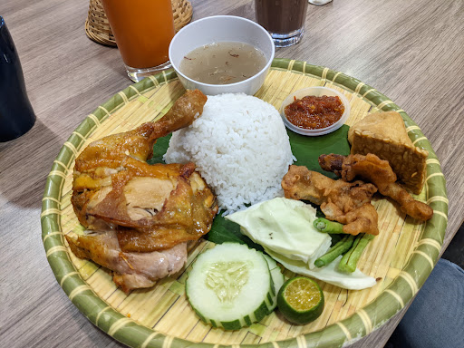 Awana Asian Kitchen