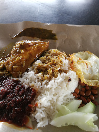 Warung nasi lemak kukus istimewa