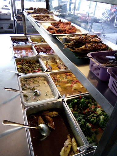 Kak Na Nasi Selera Kampong