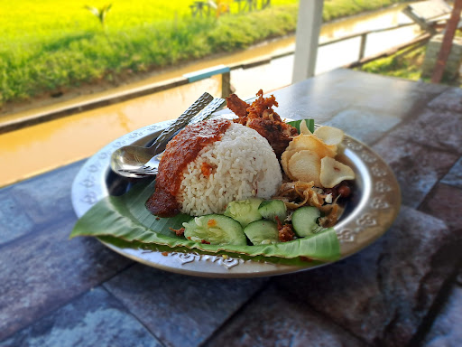 Warong Bangau Sawah (Nasi Ganja)