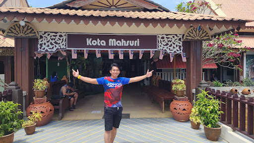 Sinaran Mahsuri kak lia nasi campur