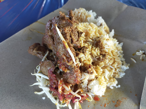 Kak Dah Nasi Berlauk Istimewa