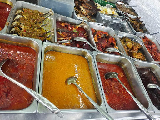 Yayar Nasi Campur