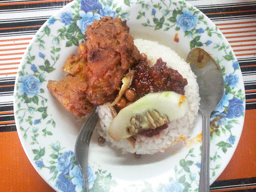 Warong SuTai @ Warung Nek Munah