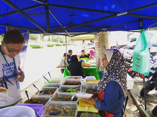 Nasi Campur Omak Den