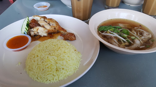 Sudut Selera Nasi Ayam & Sup Kaki