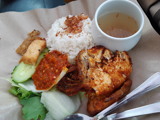 Rina Special Nasi Ayam Cameron Highland