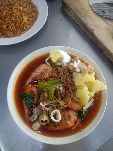 Kak Ina Aneka Mee & Nasi