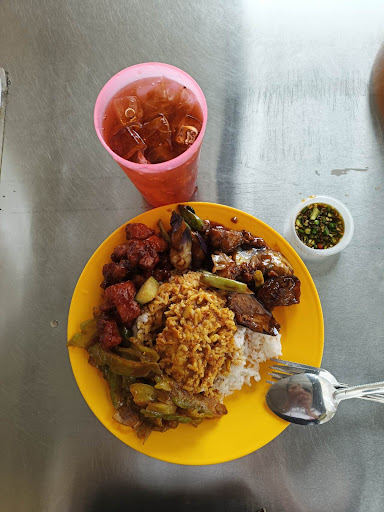 Restoran Nasi Campur Menglembu | Cawangan Ipoh | 兵如港口 | 和成 | 经济饭专卖店
