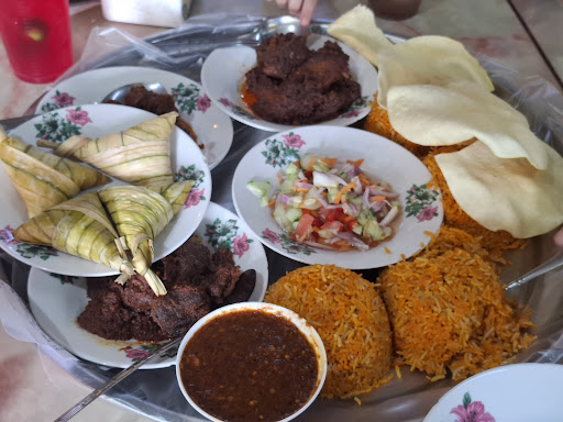 Rumah Makan Rendang Tok Yoep – Makan Tengahari Wajib Singgah Kuala Kangsar