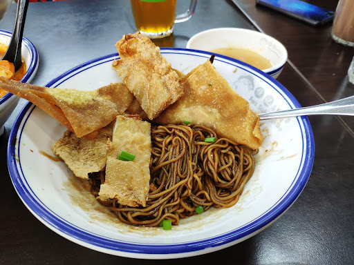 Nur Dapur Tomyam & Nasi Katok