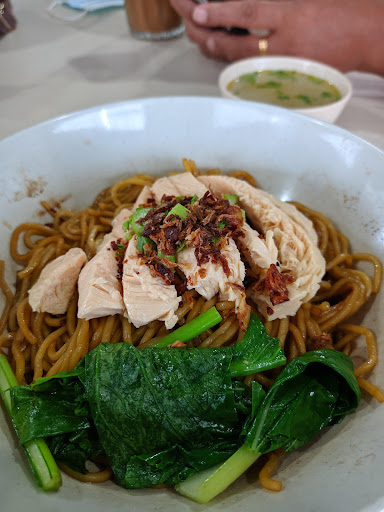 Cha Chicken Rice & Curry Mee