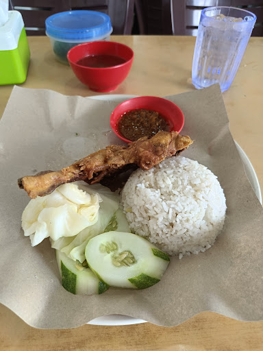 Fadhirah Cafe