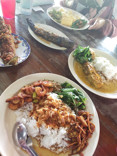 Restoran Dangau Rimba Ikan Bakar