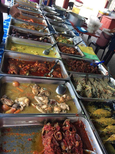 Kedai Makan Gulai Kawah (SRI MAKMUR FC CORNER MERU KLANG))