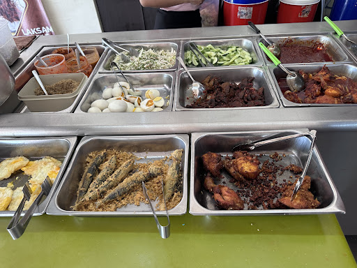Darlis Nasi Dagang Ganu