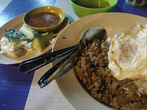 Nasi Pakapau Kak Zai