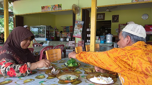 Kedai Nasi Ulam Kg Sg Renek