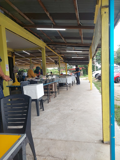 kedai nasi campur berlauk tersedap di Terengganu