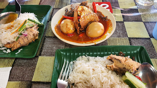 Nasi Dagang Warisan Cik Lah