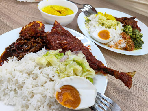 Nasi Berlauk Malam