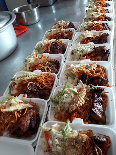 Kedai Makan Kak Lin Taman Saujana