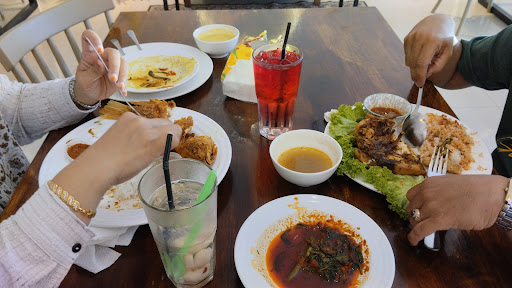 Restoran Piring Puteh