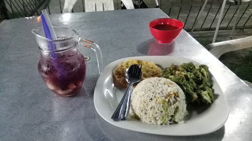 De Warung MOM's Kitchen De Warung MOM's Kitchen
