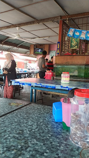 Warung Mak Noli