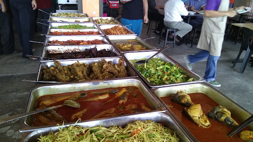 KEDAI MAKAN ABANG MAT