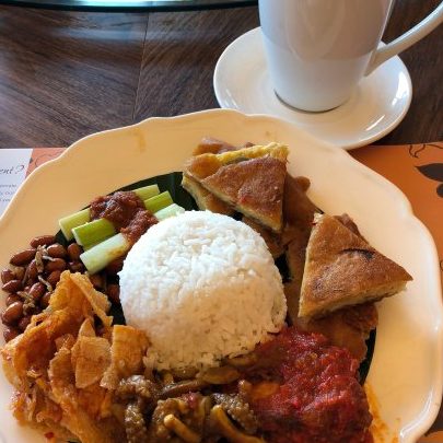 nasi lemak perang bistro